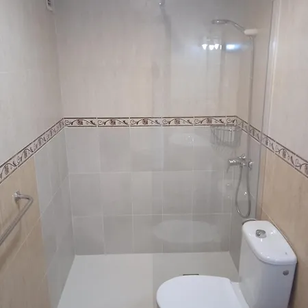 Juncos - 1 Bedroom - Swimming Pool - Balcony - Easy Access - Cc Yumbo 10 Min Walk *